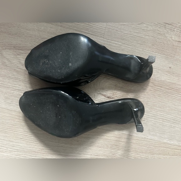 Steve Madden Glossy Black Peep-Toe Heels - Picture 4 of 4